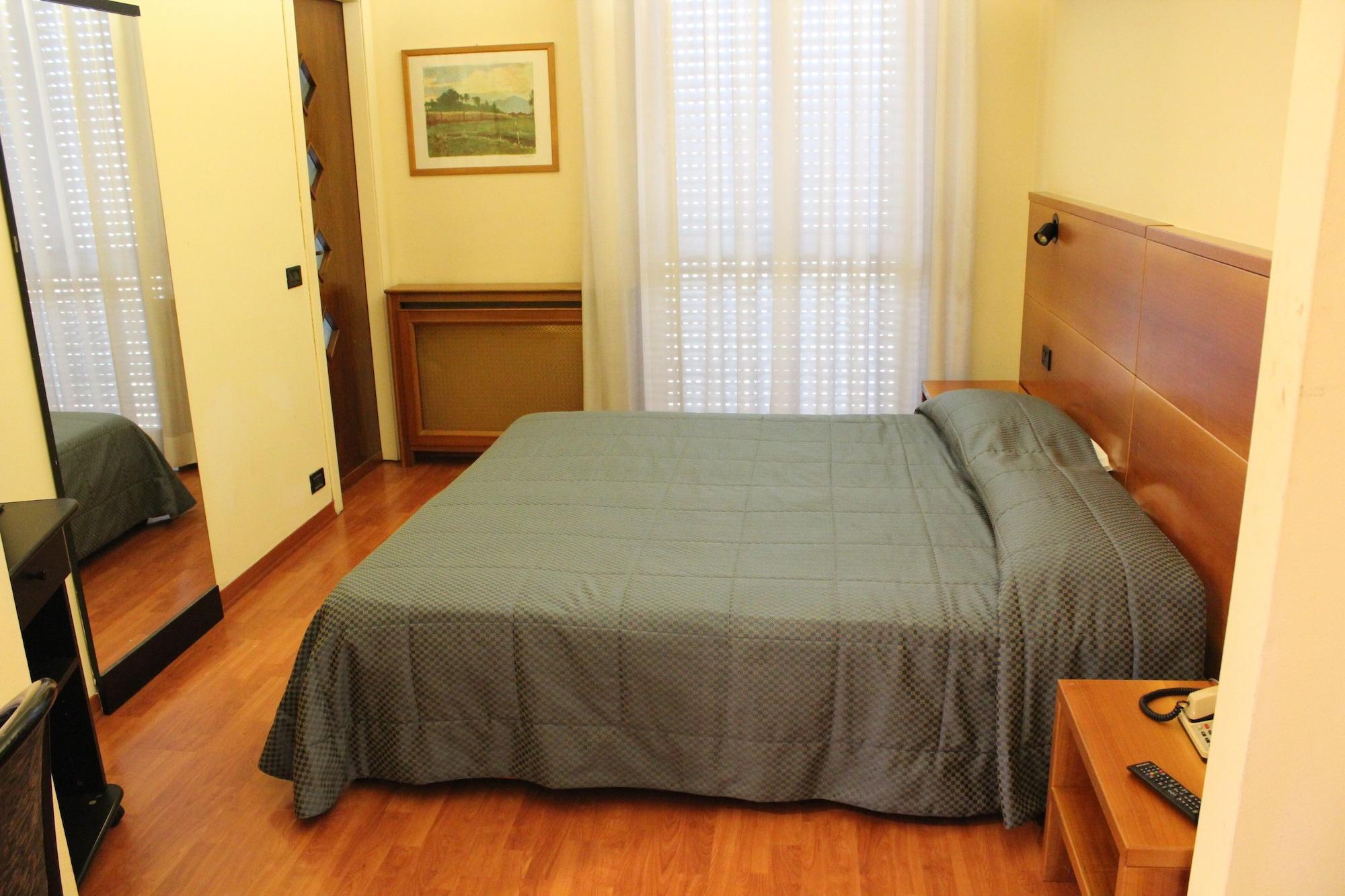 Hotel Selide Дезіо Екстер'єр фото