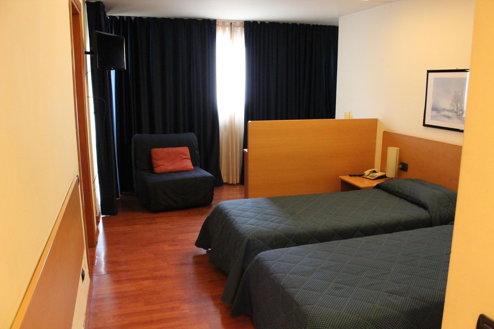Hotel Selide Дезіо Екстер'єр фото