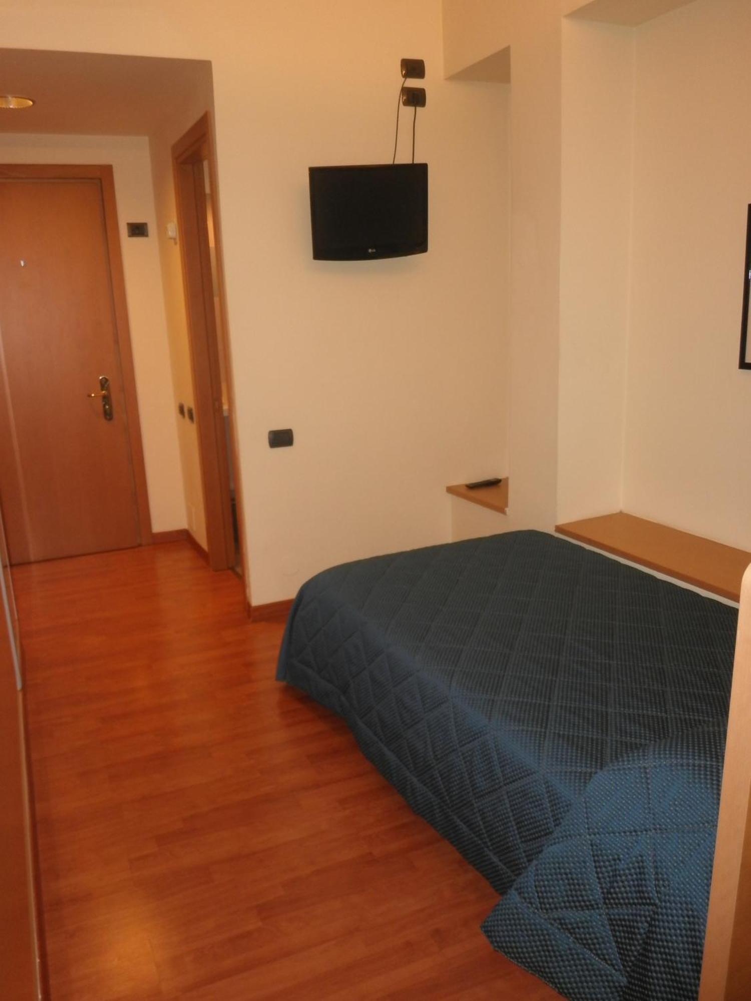 Hotel Selide Дезіо Екстер'єр фото